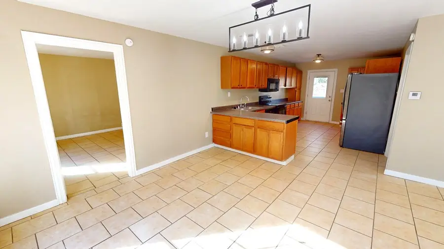 251 Harris Blvd, Malakoff, TX 75148 - #3