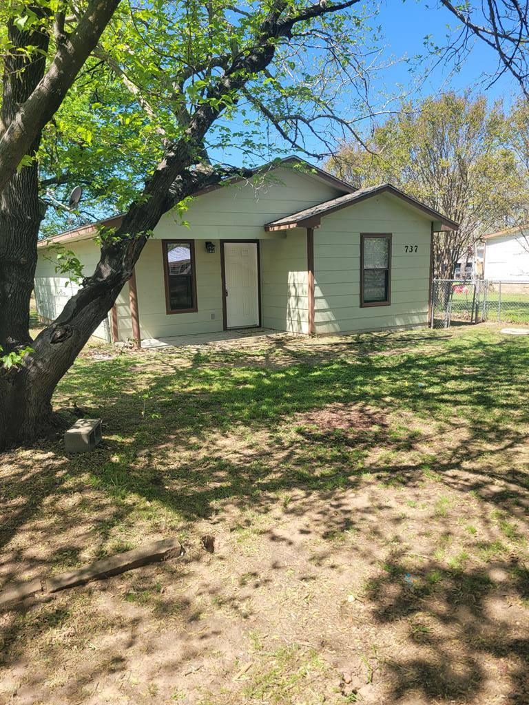 737 Luther Ln, Gun Barrel City, TX 75156 - #1