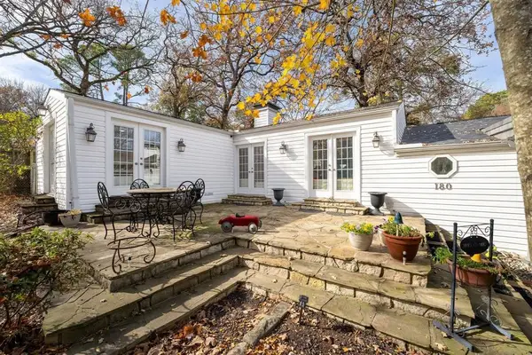 180 Harbor Dr, Gun Barrel City, TX 75156