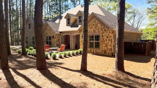 8550 Toler Pointe, Larue, TX 75770