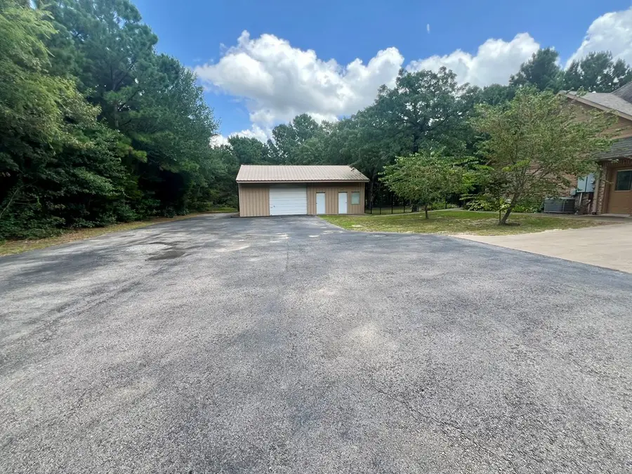 6524 Valley View Dr, Athens, TX 75752 - #3