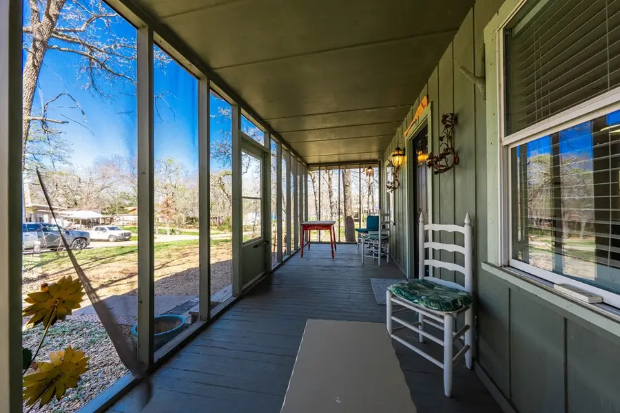 132 Mamie Dr, Malakoff, TX 75148 - #2