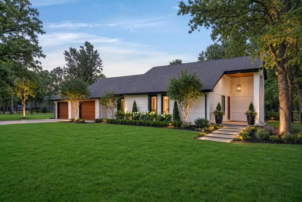 172 Colonial Dr, Mabank, TX 75156 - #1