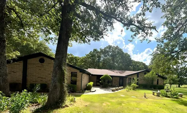 2509 Cr 1703, Malakoff, TX 75148