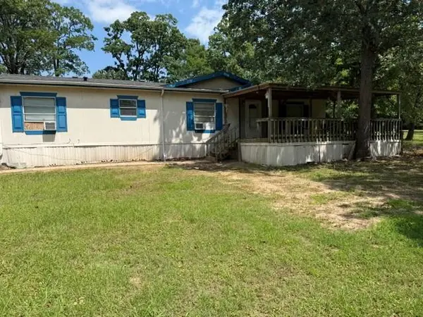 5250 Wyatt Earp Dr., Log Cabin, TX 75148
