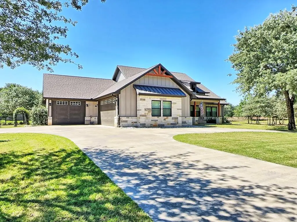 3347 Sabine, Athens, TX 75752 - #1