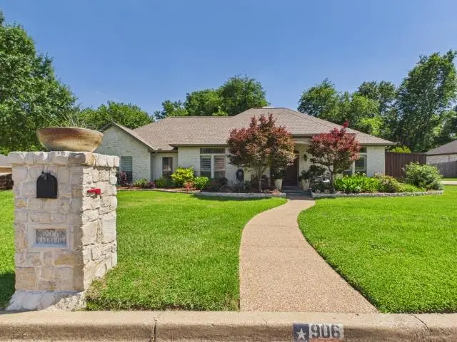 906 Dove Creek Dr, Athens, TX 75751 - #1