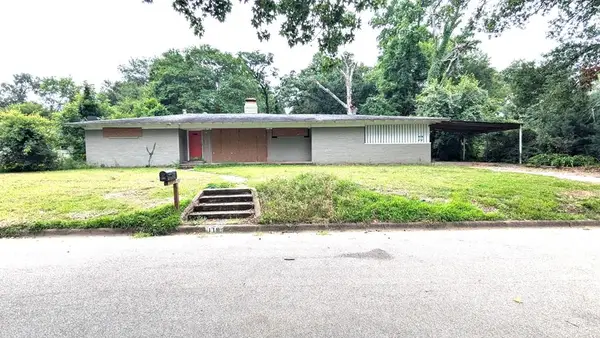 119 Thunderbird Dr, Athens, TX 75751