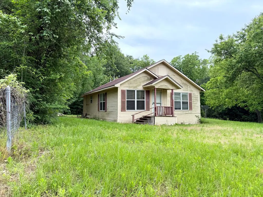 506 Edmonson, Athens, TX 75751 - #1