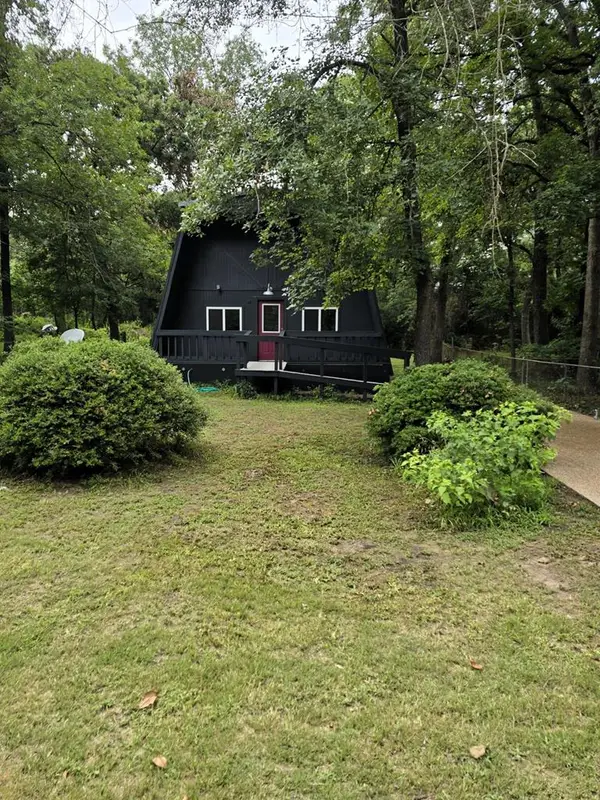 7540 Buggy Hub Trl, Athens, TX 75751