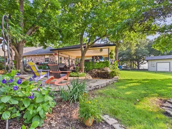 102 Misty Glen Cir, Gun Barrel City, TX 75156