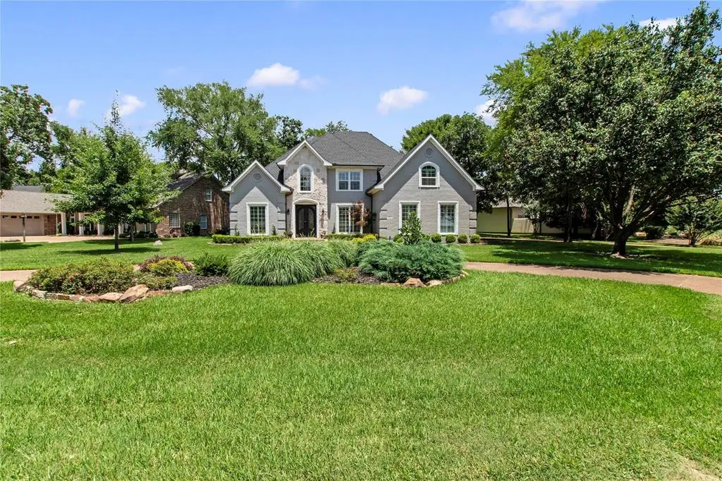 301 Saint Andrews Dr, Mabank, TX 75156 - #1