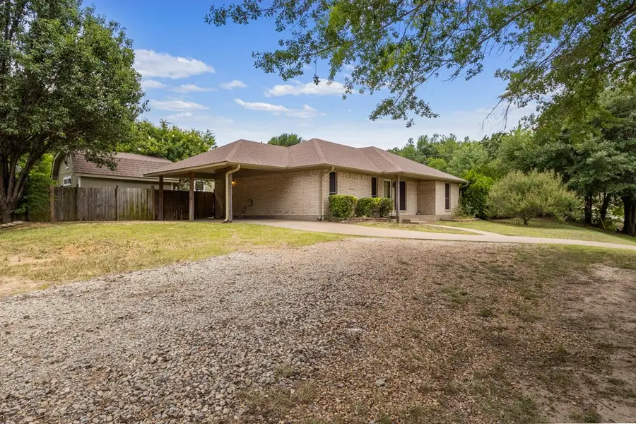 402 Admiral Dr, Gun Barrel City, TX 75156 - #2