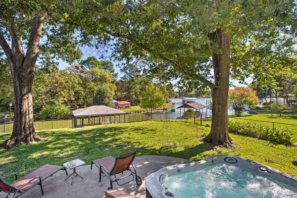 108 Camino Robles, Gun Barrel City, TX 75156