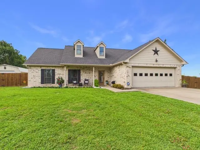 6080 Sunrise Ct, Athens, TX 75752 - #1