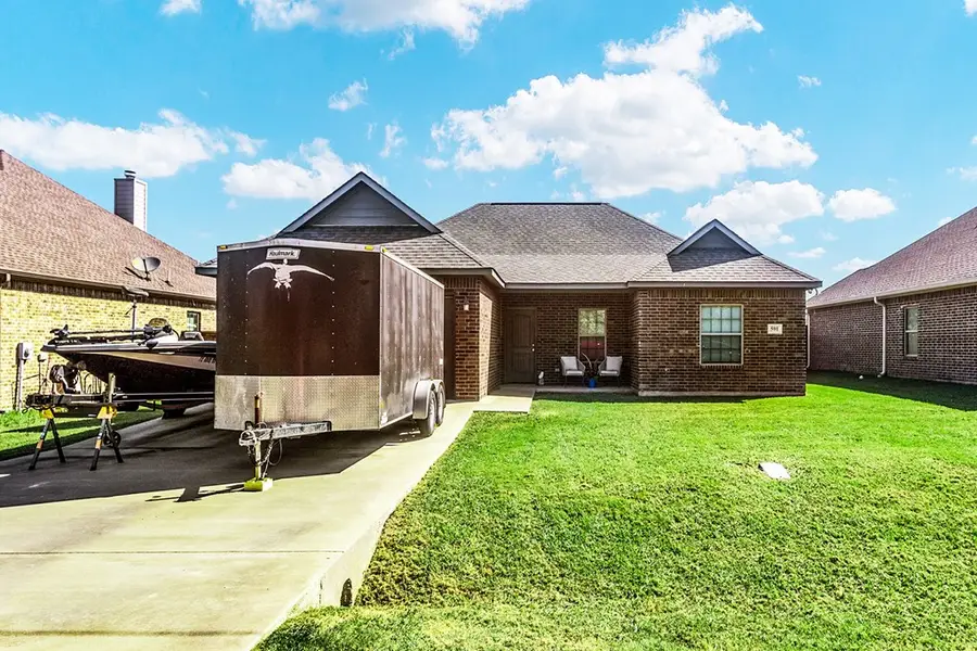 591 E Eubank St, Mabank, TX 75147 - #2