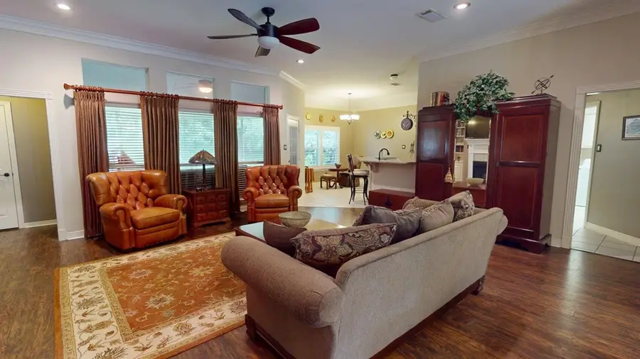 2920 Gloucester Dr., Tyler, TX 75702 - #2