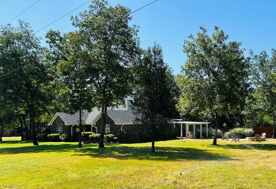 1235 Oak Tree Dr, Athens, TX 75751 - #2
