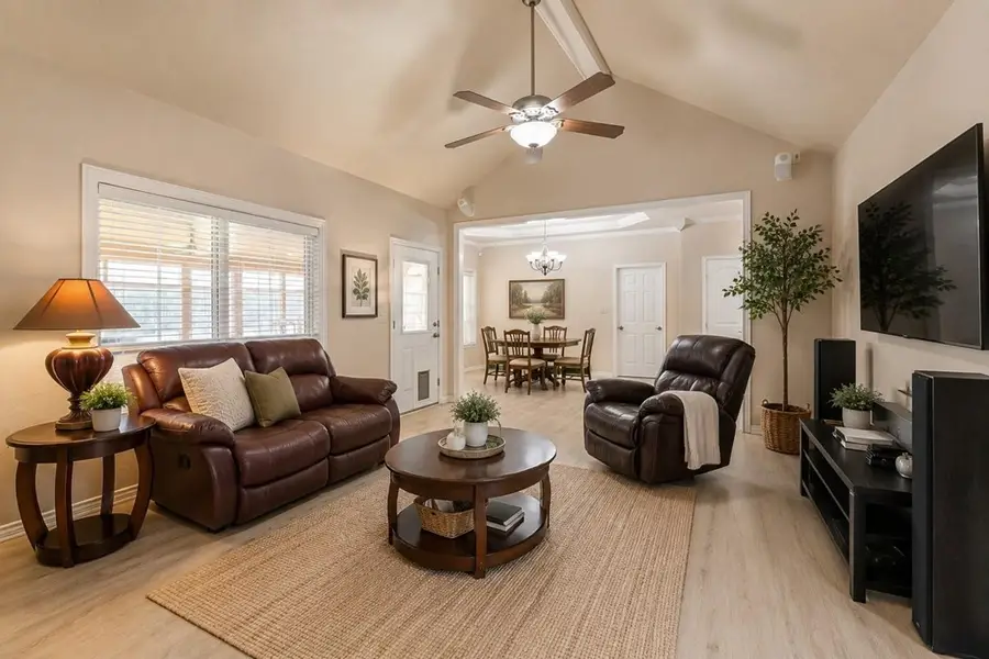 104 Blake, Mabank, TX 75147 - #2