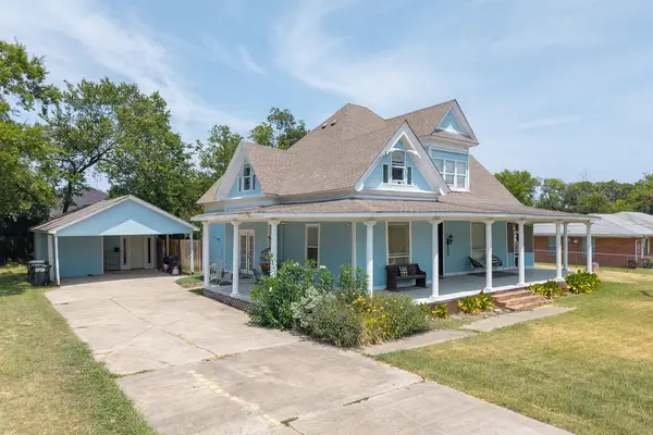 605 E 9th St, Kemp, TX 75143