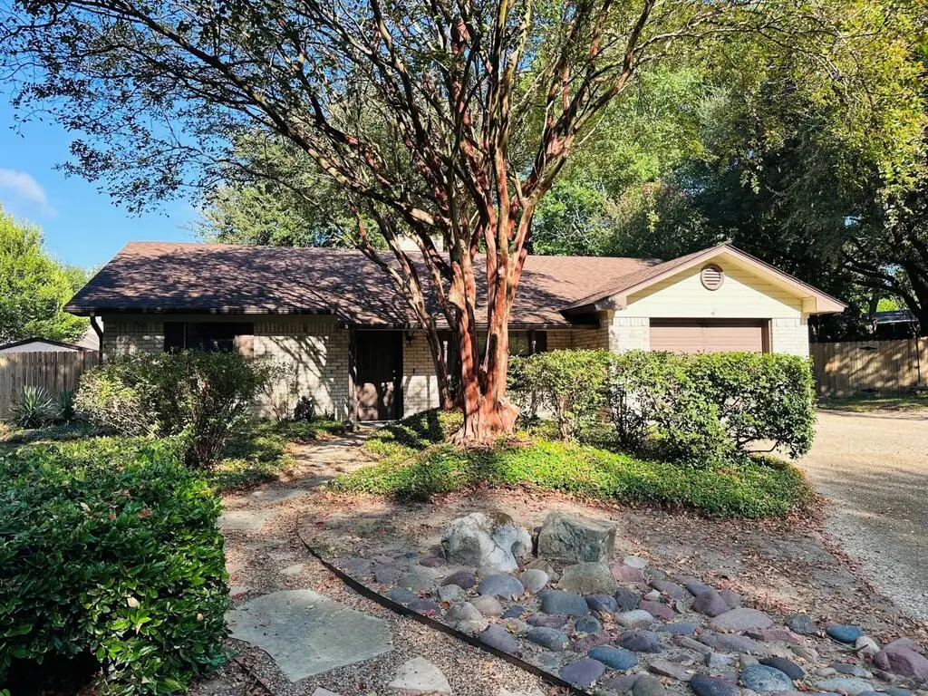 712 Southoak Dr, Athens, TX 75751 - #1