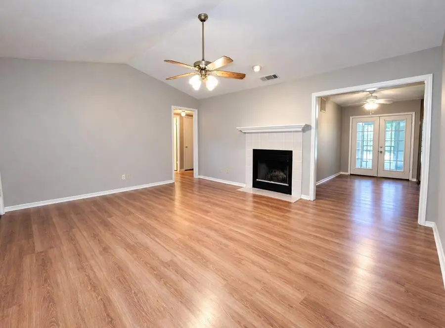 712 Southoak Dr, Athens, TX 75751 - #3