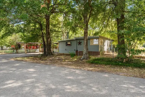 718 Suncrest Dr, Tool, TX 75143
