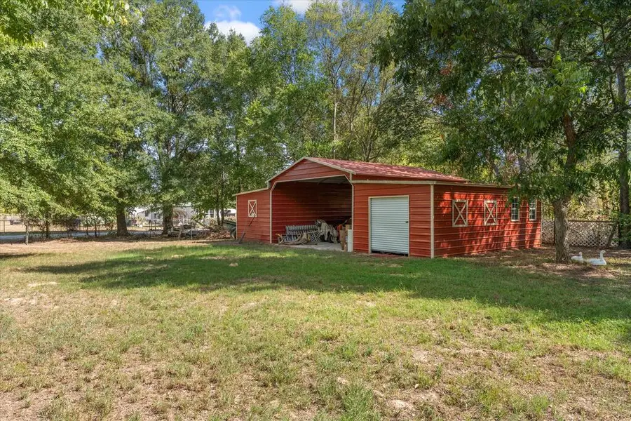 718 Suncrest Dr, Tool, TX 75143 - #2