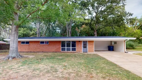 110 Mcdonald Dr, Athens, TX 75751