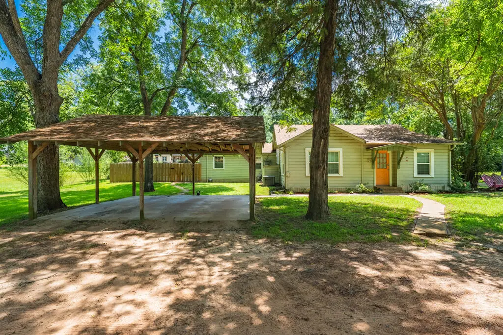 11196 Moss St, Brownsboro, TX 75756 - #1