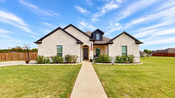 901 Blaine St, Athens, TX 75751