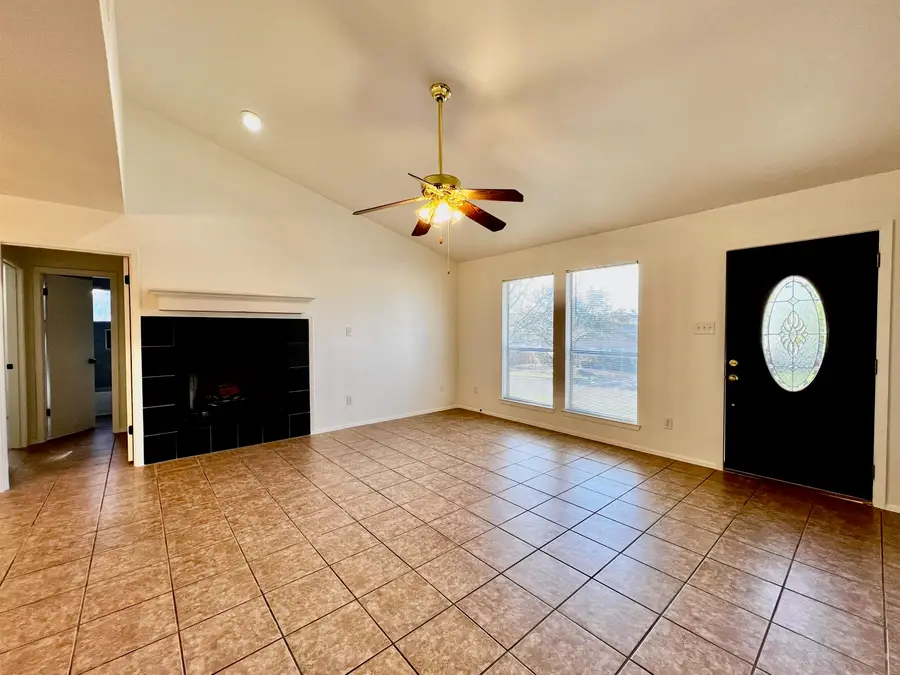 259 B Braeburn Circle, Meadowlakes, TX 78654 - #2