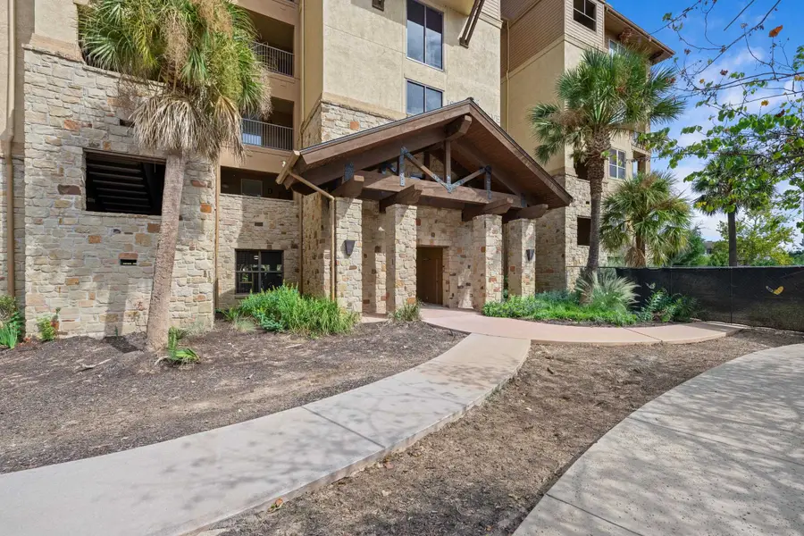 96 Island #46 Drive, Horseshoe Bay, TX 78657 - Image #3