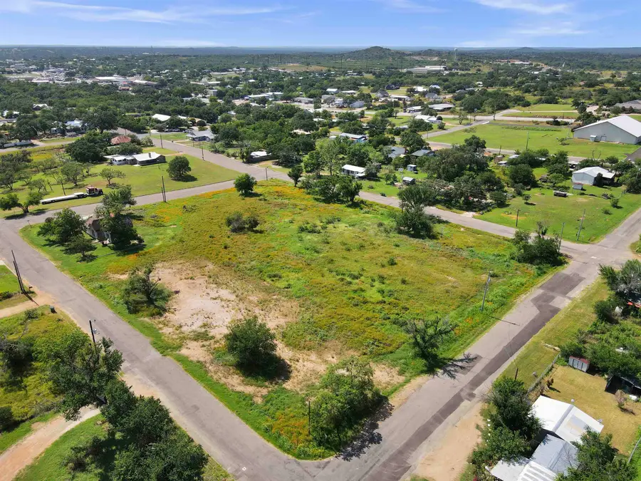 701 E Tarrant Street, Llano, TX 78643 - Image #2