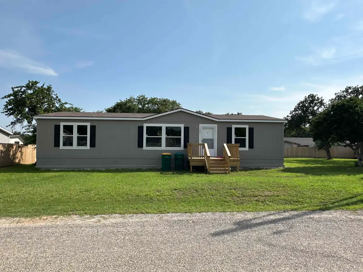 134 E Castlelake Drive, Granite Shoals, TX 78654 - Image #1