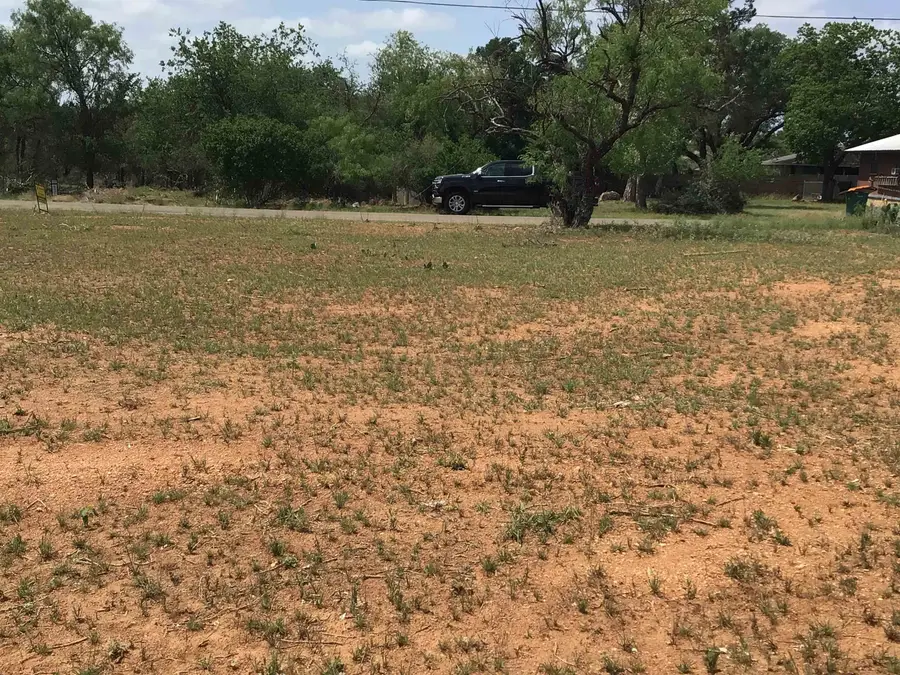 105 E Cottonwood Drive, Granite Shoals, TX 78654 - Image #3