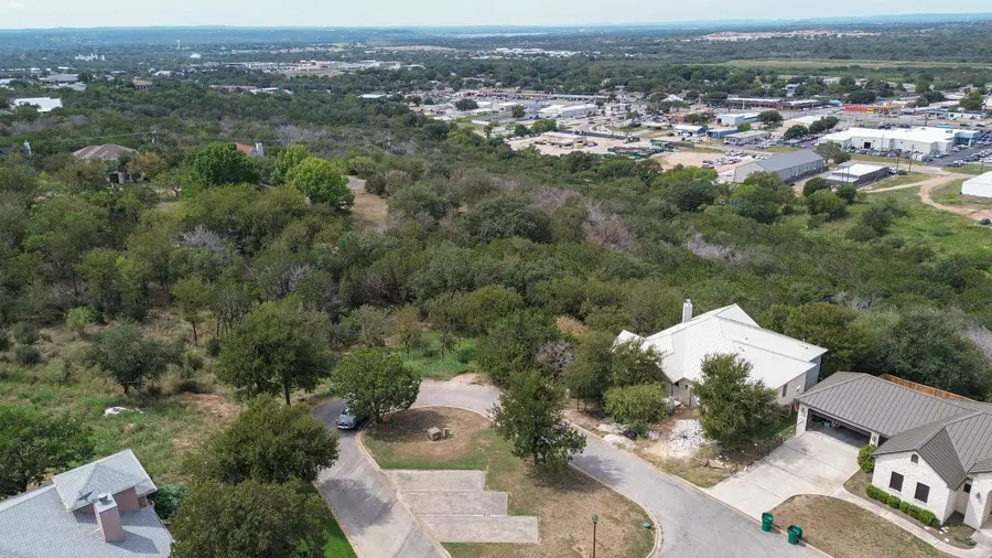 1108 Monterrey Oak Circle, Marble Falls, TX 78654-0000 - Image #2