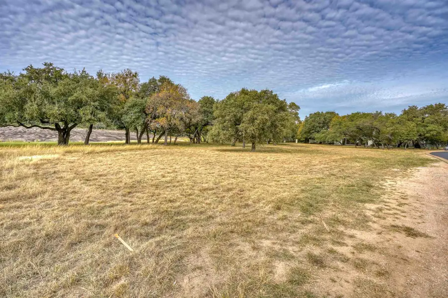 156 Plaza Escondido, Horseshoe Bay, TX 78657 - Image #2