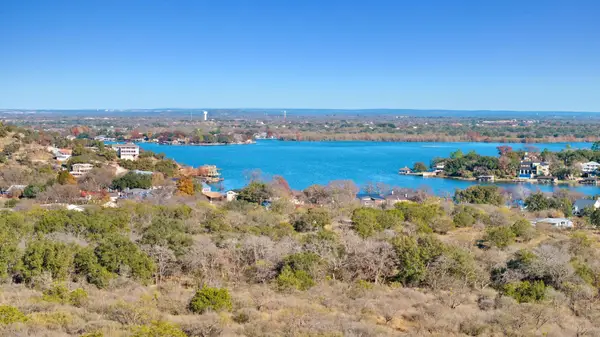 432 Sandy Mountain Dr, Sunrise Beach, TX 78643