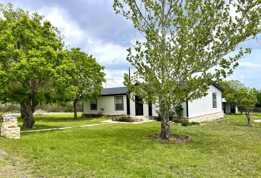 1108 Ashley, Llano, TX 78643 - Image #3