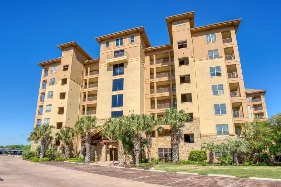 101 West Bank #27, Horseshoe Bay, TX 78657 - Image #2