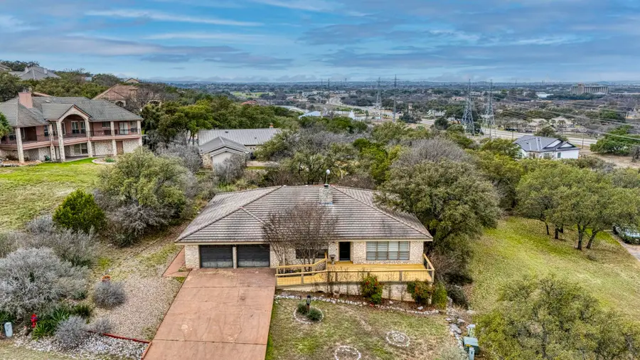 110 Highlands Boulevard, Horseshoe Bay, TX 78657 - Image #3