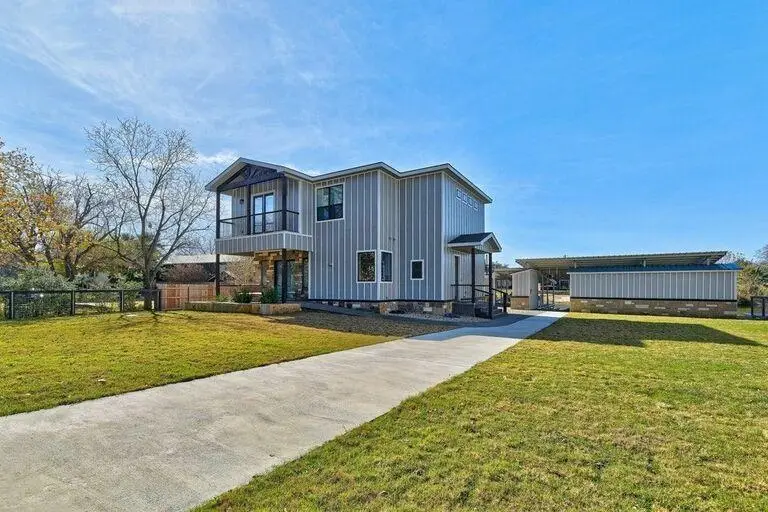 1506 Hill Top Drive, Granite Shoals, TX 78654 - Image #3