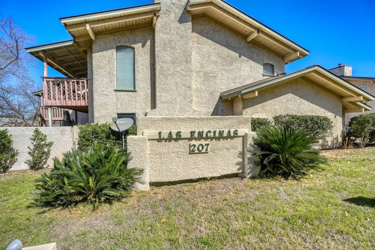 207 Hi Circle N #105 A&b, Horseshoe Bay, TX 78657 - Image #1