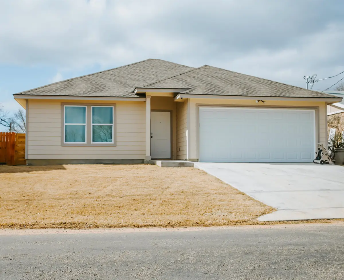2001 Cedar Park, Kingsland, TX 78639 - Image #1