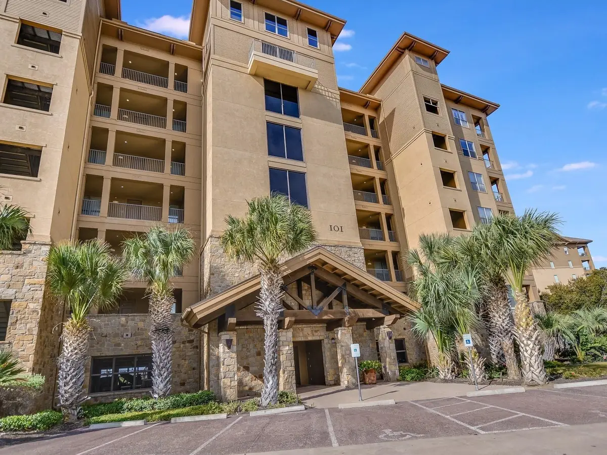 101 West Bank #52, Horseshoe Bay, TX 78657 - Image #1
