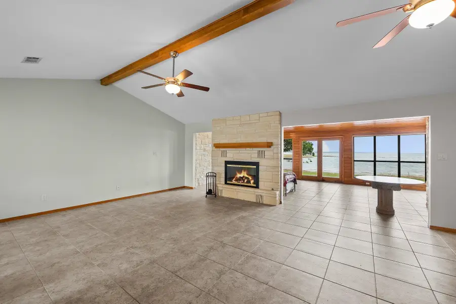 209 Senisa Dr., Buchanan Dam, TX 78609 - Image #3