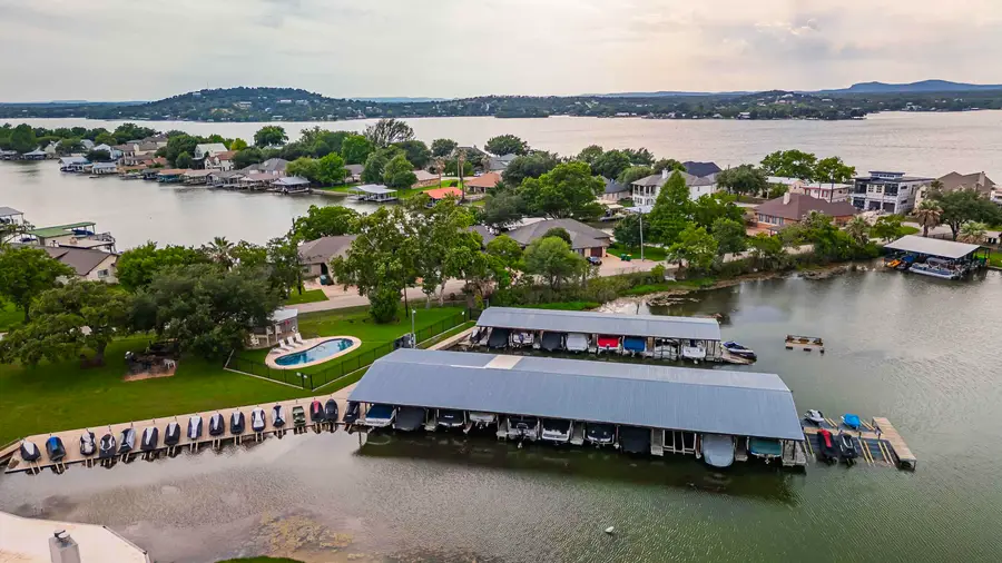 806 Highcrest #4 Drive, Granite Shoals, TX 78654 - Image #3