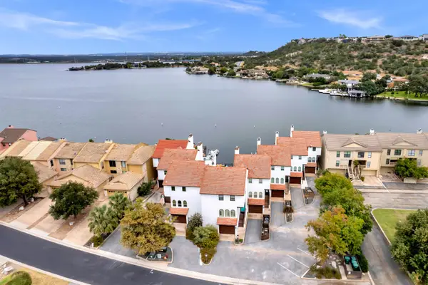 415 Horseshoe Bay North Boulevard, Horseshoe Bay, TX 78657-0000