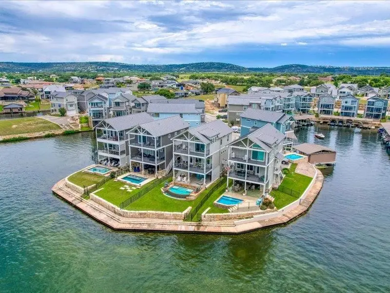 408 Island Circle, Kingsland, TX 78639 - Image #1